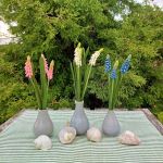 Decorative flower bunch of grape hyacinths NESANET, blue, 8"/20cm