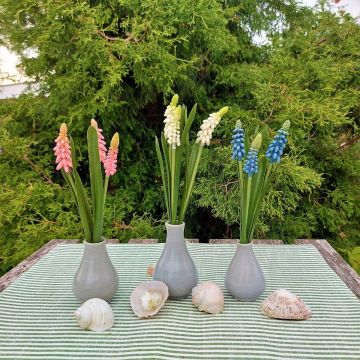 Decorative flower bunch of grape hyacinths NESANET, white, 8"/20cm