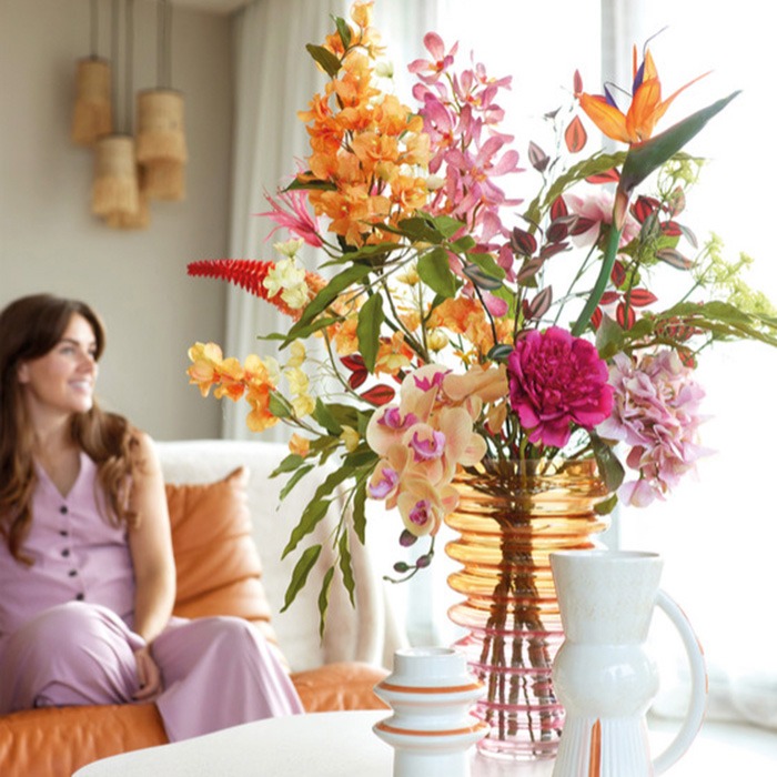 Artificial bouquets